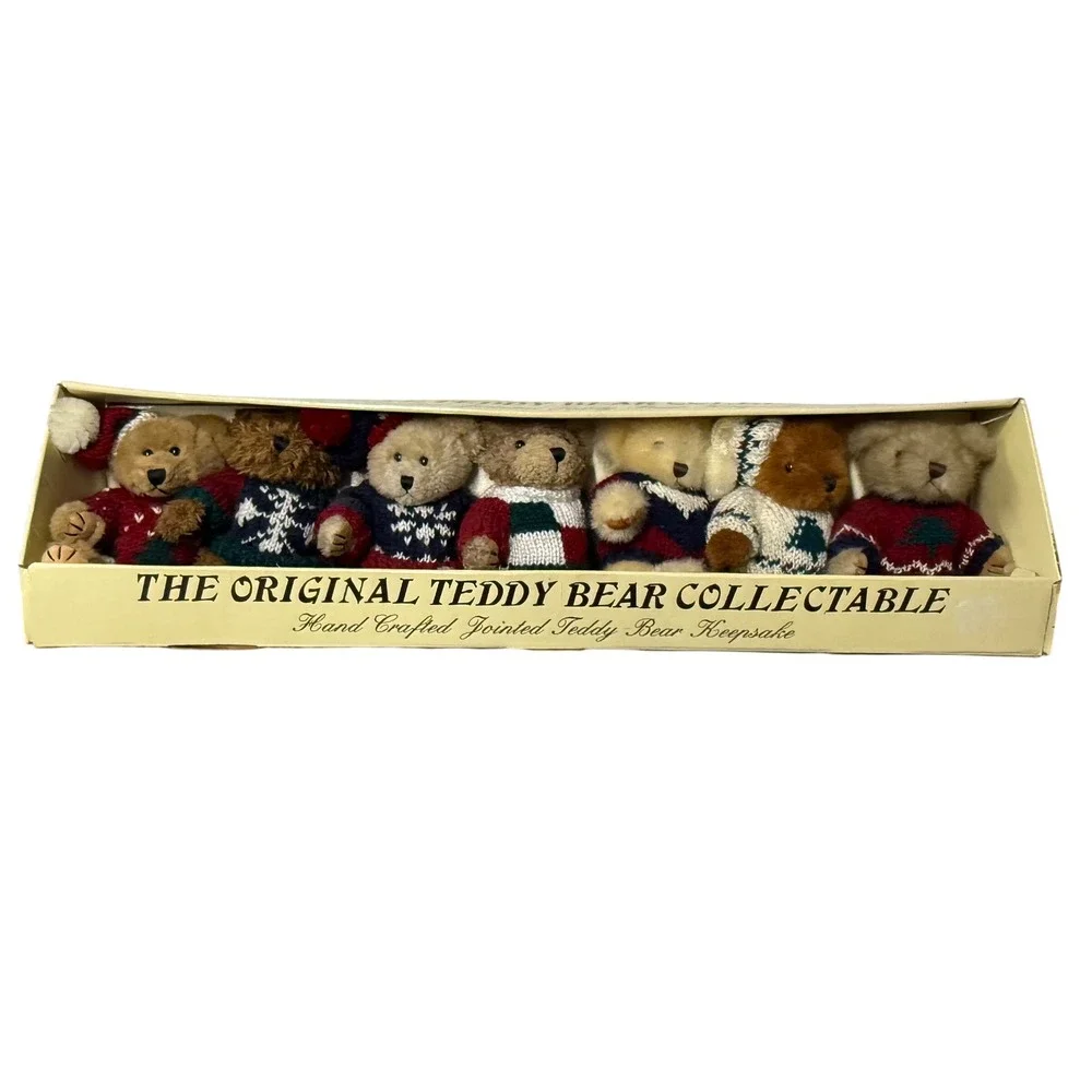 Chrisha Creations Original Teddy Bear Collectable Set 7‎ Jointed Bears Sweaters